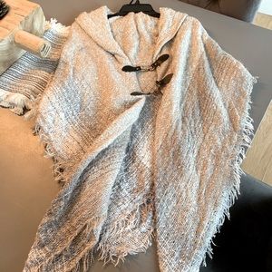 Women’s dress sweater poncho
